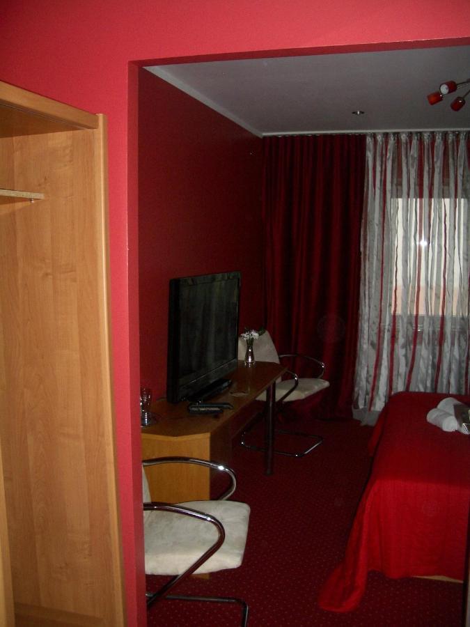 Kardamon Panzió Żary Szoba fotó